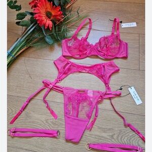 Luxe Pink Lace Bra Set